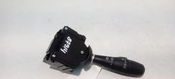 Renault Trafic III (X82) Wiper control stalk 255670610R E10745573