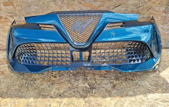 Alfa Romeo Junior Front bumper 156174765