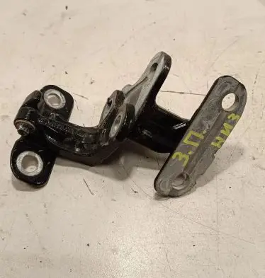 Rear door hinge set