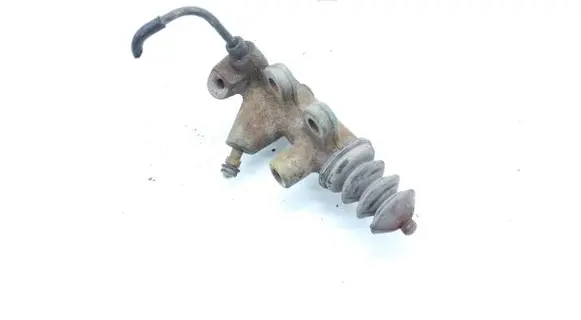 Toyota Auris 150 Clutch slave cylinder 