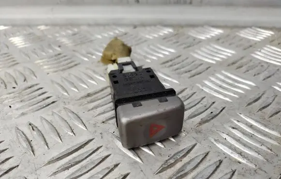 Subaru Forester SF Hazard light switch