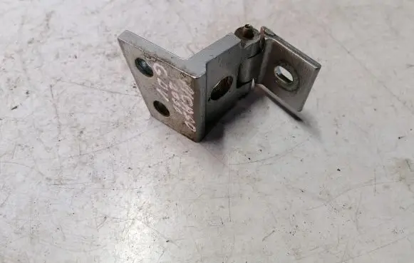 Citroen Xsara Picasso Rear door upper hinge