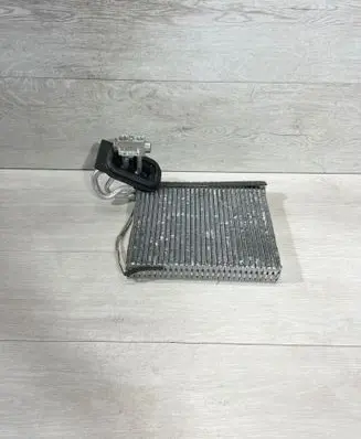BMW X5 E70 Air conditioning (A/C) radiator (interior) 9187630 64119187630 R134A