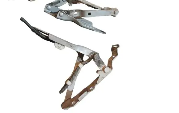 Subaru Outback Engine bonnet/hood hinges