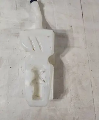 Ford Ka Windshield washer fluid reservoir/tank 52109341