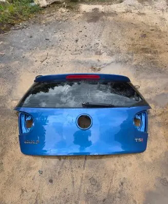 Volkswagen Golf V Tailgate/trunk/boot lid