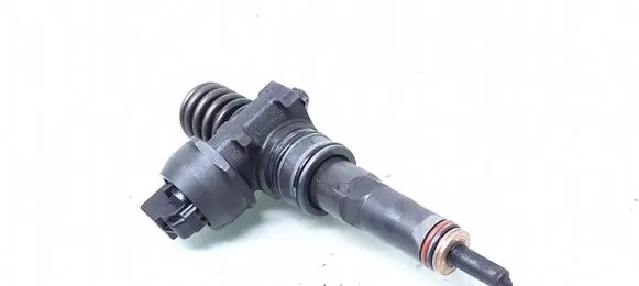 Audi A3 S3 A3 Sportback 8P Fuel injector 038130073AG 0414720215