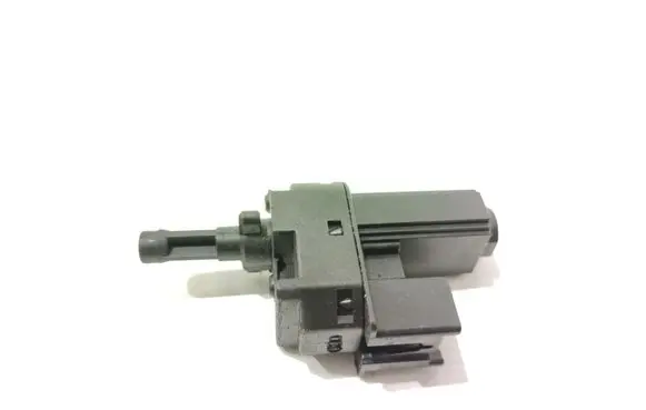 Clutch pedal sensor