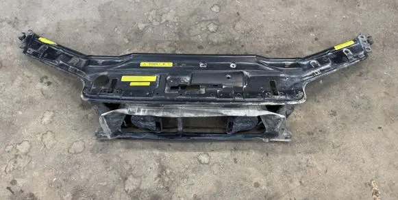 Volvo S60 Radiator support slam panel