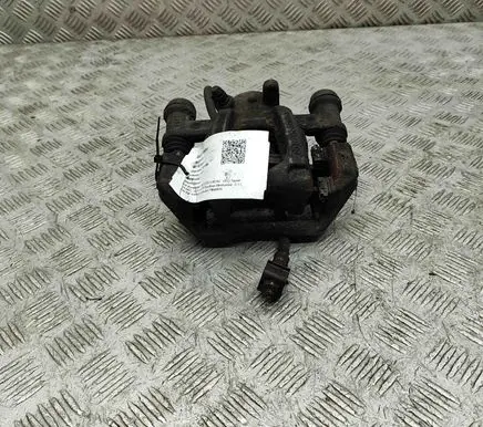 Mercedes-Benz Vito Viano W447 Rear brake caliper A4474208000