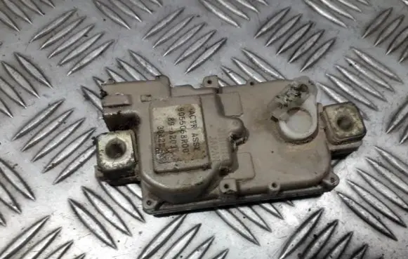 Nissan Sunny Central locking motor 9055068k00