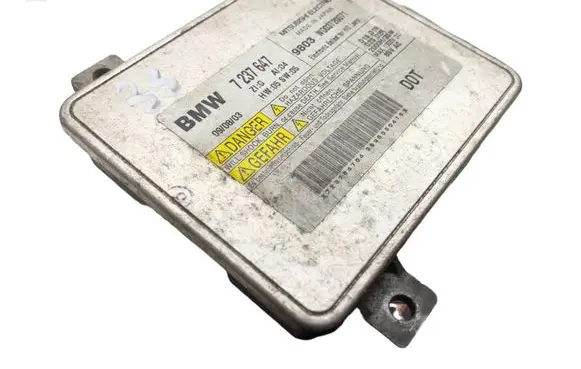 BMW 5 F10 F11 Headlight ballast module Xenon 7237647 W003T20071
