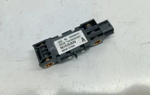 Nissan Note (E11) Airbag deployment crash/impact sensor 0285003019 98830AY00A