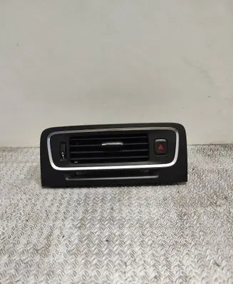 Volvo V60 Dash center air vent grill 30791699