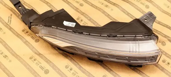 Hyundai Bayon Headlight/headlamp 92208Q0500