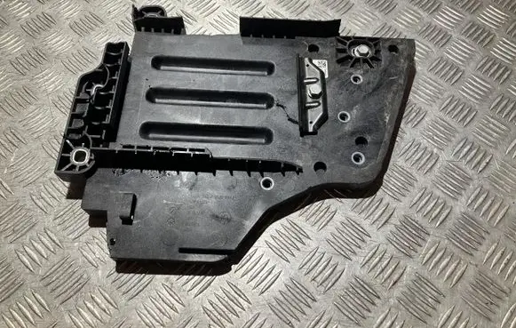 Mini One - Cooper F56 F55 Battery bracket 8795119