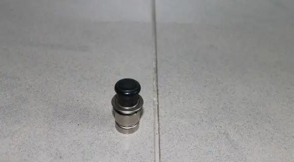 Toyota Avensis T250 Cigarette lighter 