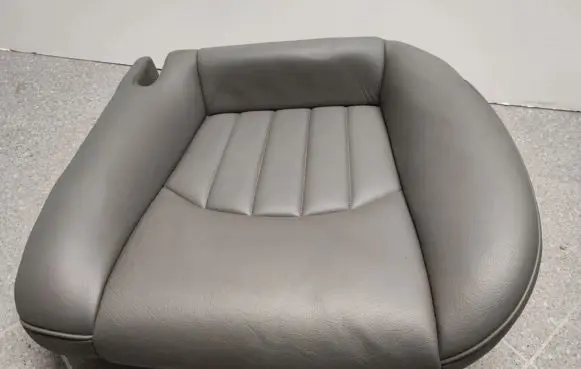 Mercedes-Benz CLS C219 Rear seat A2199200150
