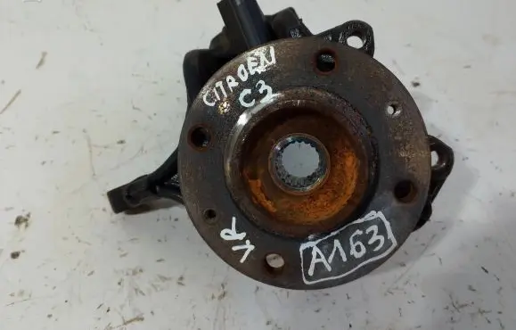 Citroen C3 Front wheel hub spindle knuckle P56