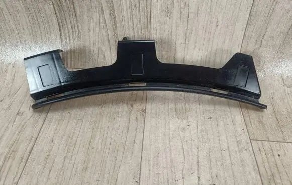 Porsche Macan (95B) Rear bumper mounting bracket 95B853828A