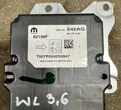 Jeep Grand Cherokee WL Airbag control unit/module 68518542AG 62199F T007P0242B0947