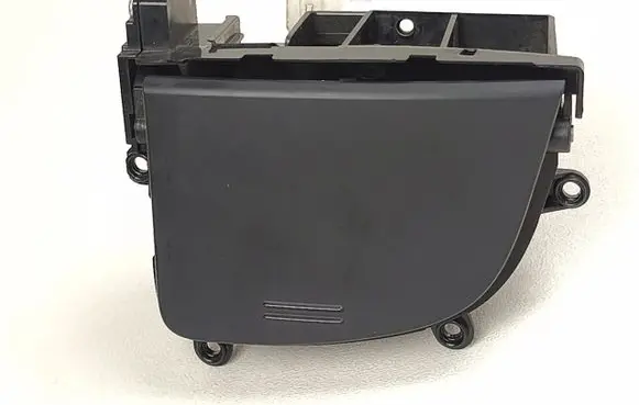 Hyundai H-1, Starex, Satellite Car ashtray 846304H100 20260525HCR1231
