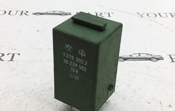 BMW 5 E34 Other relay 1378302