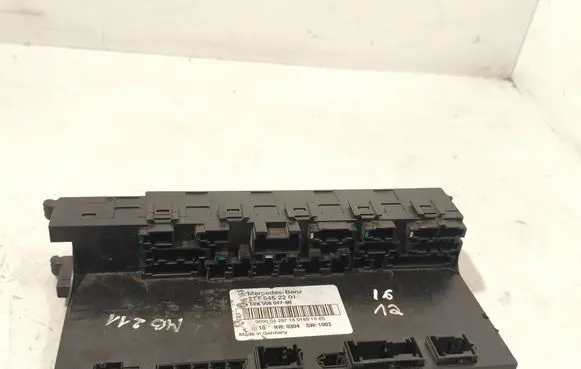 Mercedes-Benz E W211 Comfort/convenience module 2115452201 5DK00804760