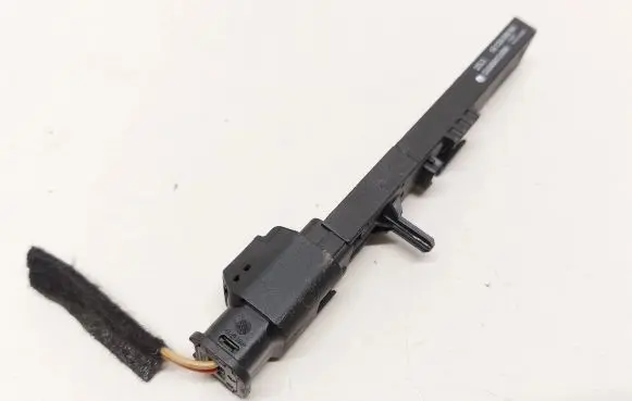 Citroen C4 II Picasso Keyless system antenna 9672409080