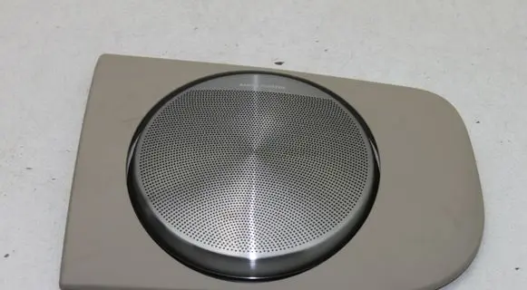 Audi A8 S8 D3 4E Front door speaker 4E0868173