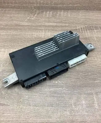 BMW 7 E38 Light module LCM 8370874