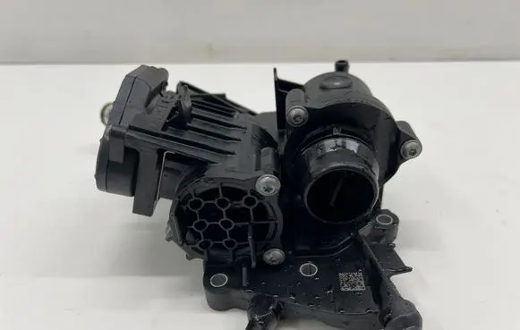 BMW X7 G07 Thermostat/thermostat housing 8596107 8598310