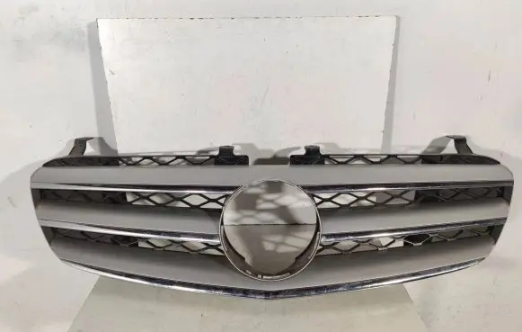 Mercedes-Benz R W251 Front bumper upper radiator grill A2518880223