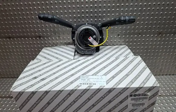 Fiat 500X Wiper turn signal indicator stalk/switch S26337955 07356373370