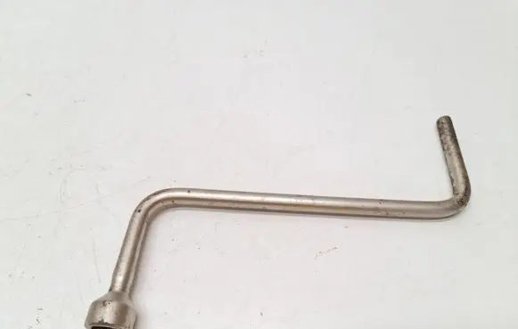 BMW X3 E83 Wheel nut wrench 