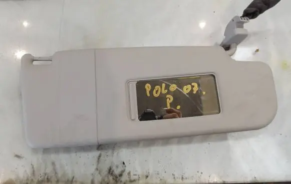 Volkswagen Cross Polo Sun visor