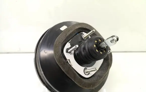 Peugeot 207 Brake booster 9682338380 32067093L