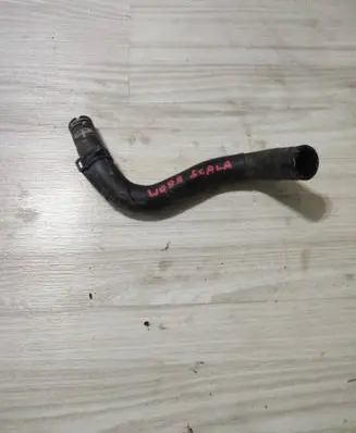 Engine coolant pipe/hose