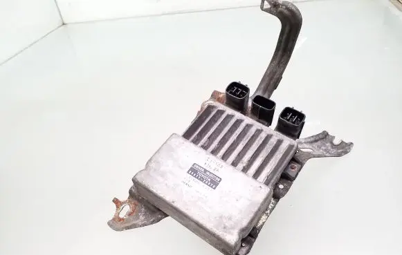 Toyota Auris 150 Fuel injection control unit/module 8987120070 1310001371