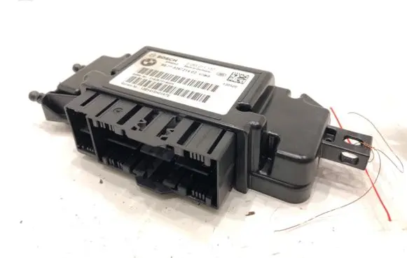 BMW 1 F20 F21 Airbag deployment crash/impact sensor 92672140285011137