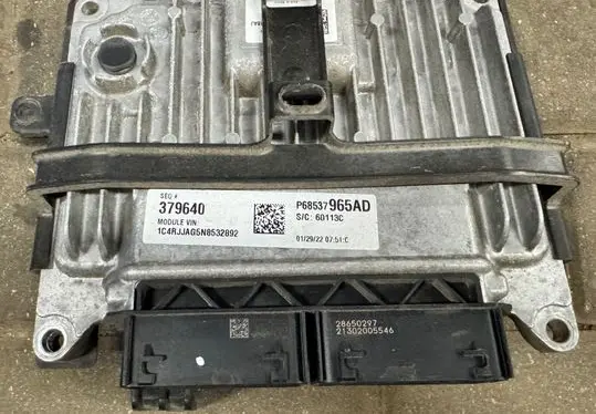 Jeep Grand Cherokee WL Engine control unit/module ECU P68537965AD 60113C