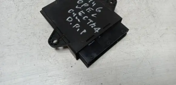 Opel Vectra C Door control unit/module 13170140