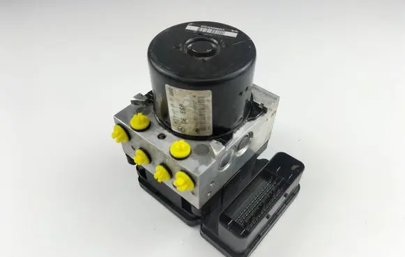 Mercedes-Benz C W204 ABS Pump A2045454632 A064312512 10021200974