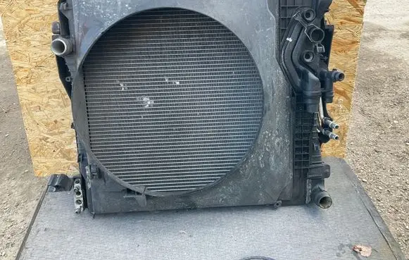 BMW X5 E53 Coolant radiator 72888