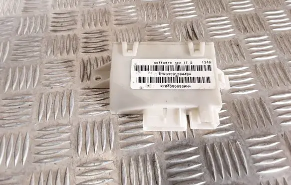 Chrysler Voyager Sliding door control unit/module P04686686AH