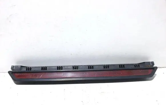 Volkswagen PASSAT B5 Third/center stoplight 3B9945097A