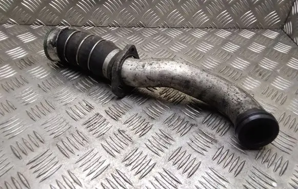 BMW 1 E81 E87 Intercooler hose/pipe 7795304