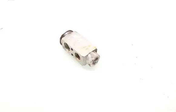 Opel Zafira A Air conditioning (A/C) expansion valve 