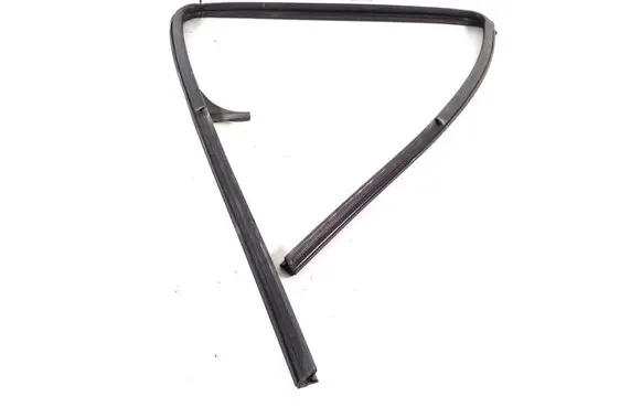 Toyota Hilux (AN10, AN20, AN30) Other rear door trim element 68152-0K010