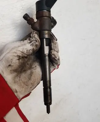 Chevrolet Cruze Fuel injector